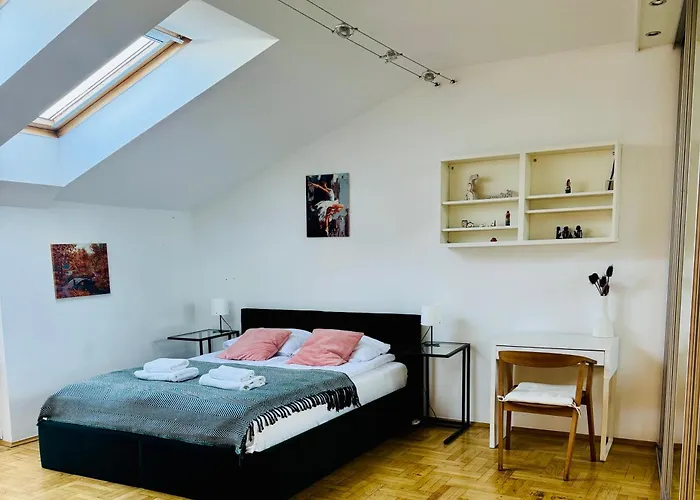 Luna Apartments