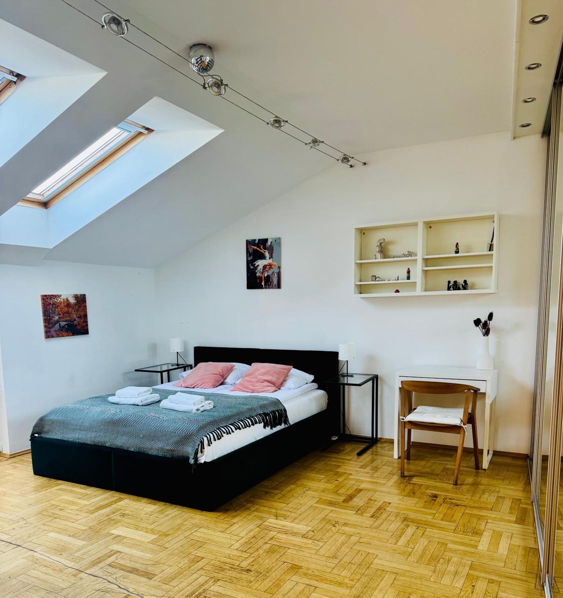 Luna Apartment *